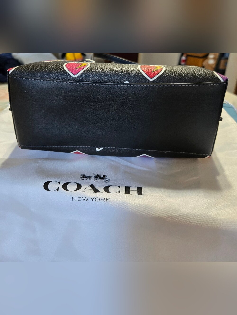 Coach Mollie Tote 25 Heart Bolt Print Crossbody Bag & Wristlet Combo - Picture 5 of 9